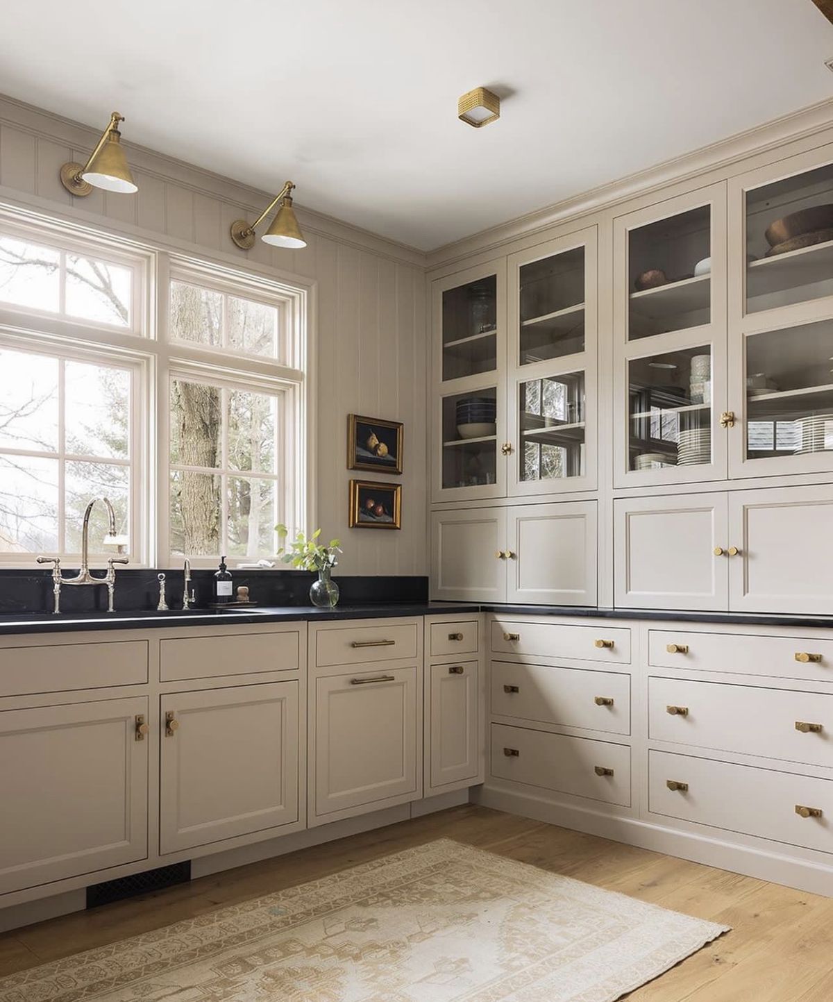 kitchen cabinet painting work in Byron Bay